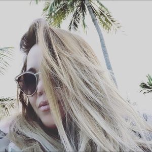 Meet your Posher, Marcela